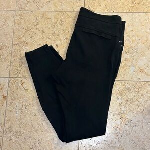 Athleta Black Skinny Leggings with Zipper Pockets and Leg Detail Size 12